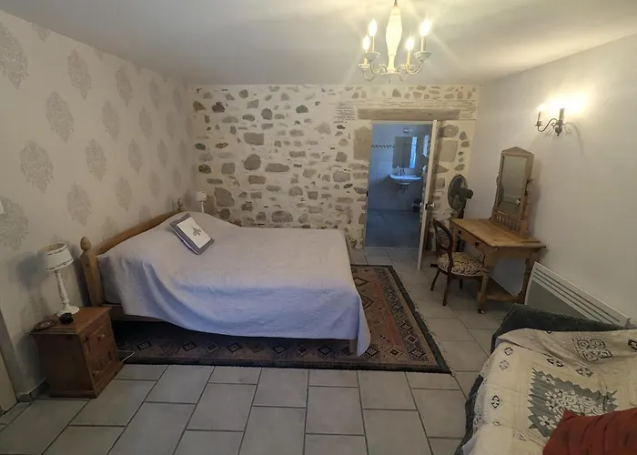 Maison Aurelia Couette-café Araujuzon